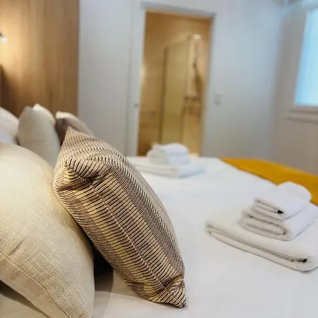 Dorre Luzea Apartamentuak 자라우츠