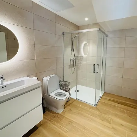 Dorre Luzea Apartamentuak Lägenhet Zarautz