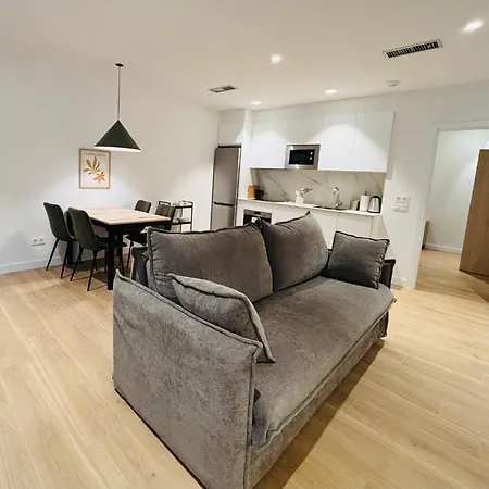 Апартаменты Dorre Luzea Apartamentuak Зараутц